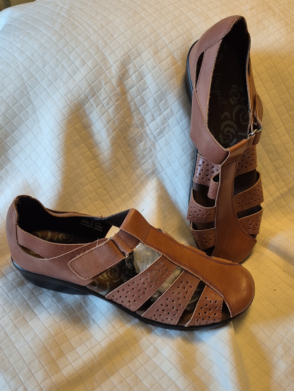 Propet Women's 8.5 Brown Tan Sandal Dress Shoe - NWOT